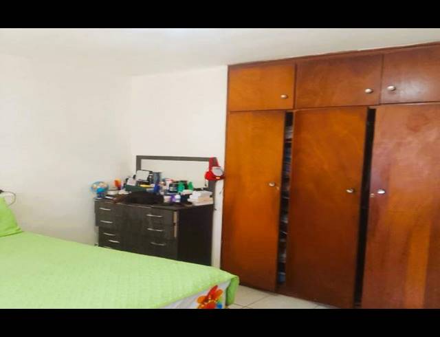 2 BEDROOM APARTMENT FOR SALE IN SYDENHAM